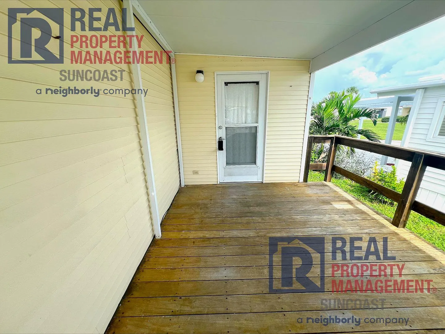 Furnished 1/1 for annual lease in 55+ park! — Photo 3