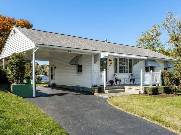 802 Rutherford St, Staunton, VA 24401