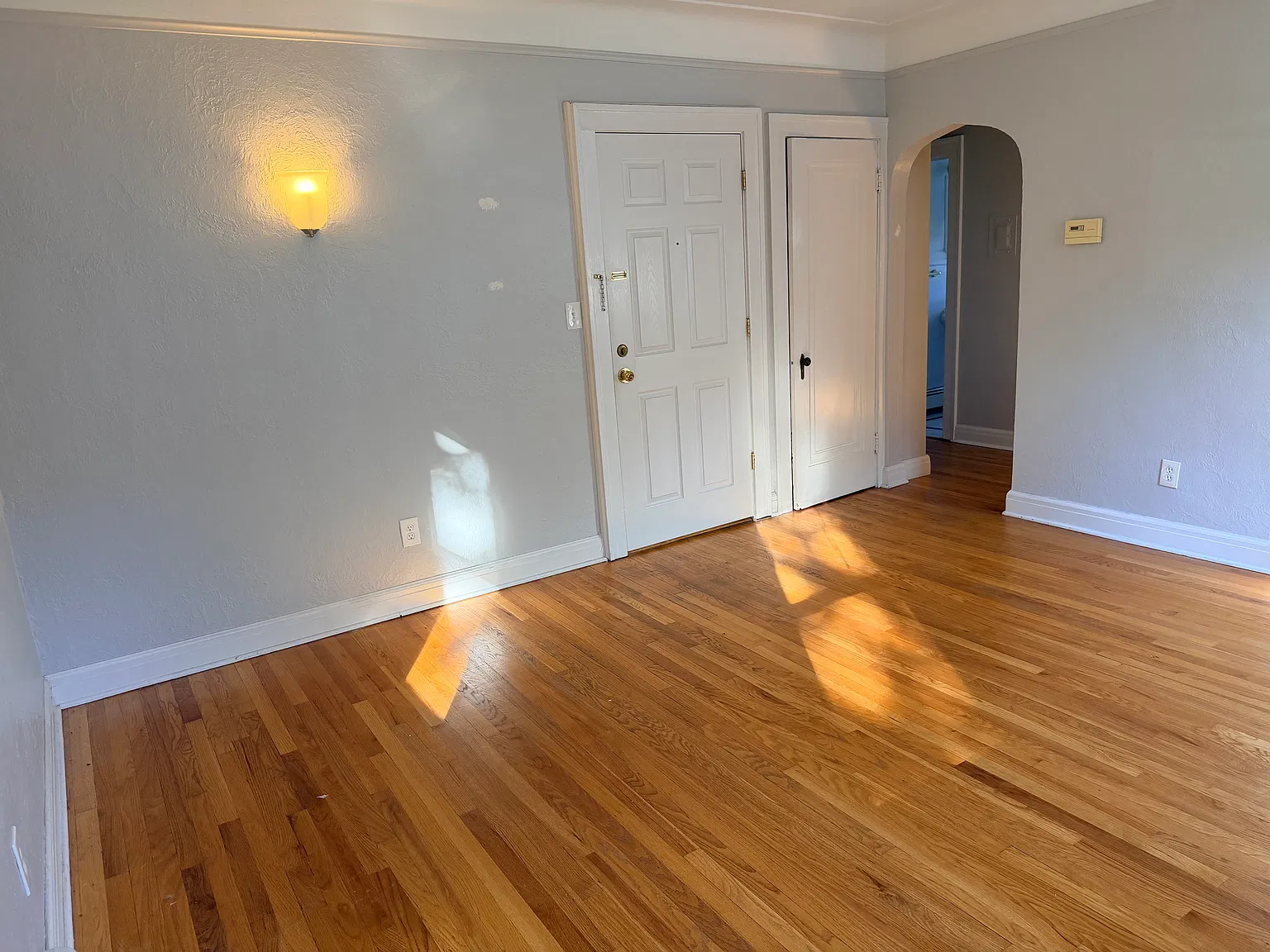 1 bed, 800 sqft, $1,500 — Photo 2
