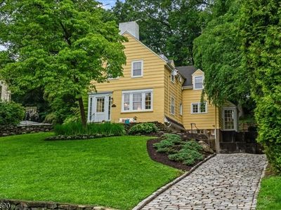 362 Highland Ave, Montclair, NJ, 07043