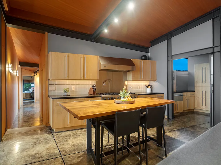 24670 Outlook Dr — Photo 47