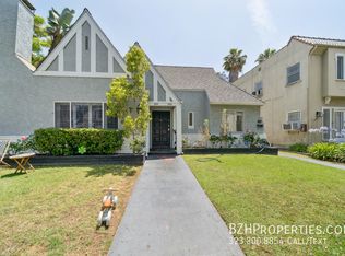 242 N La Peer Dr, Beverly Hills, CA 90211