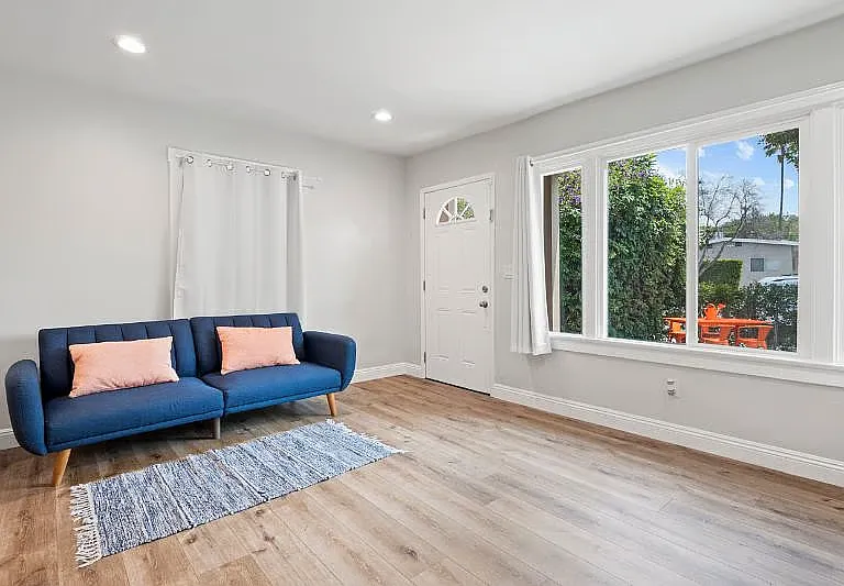 749 N Wilton Pl #2 — Photo 9