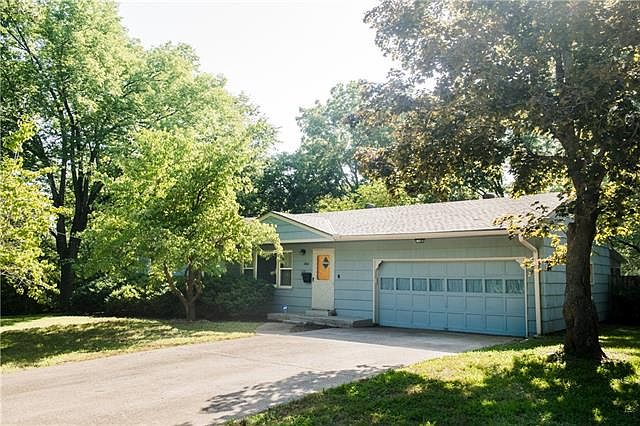 1st image of 8822 Elm Ave