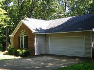 841 Eagles Nest Dr, Sanford, NC 27332