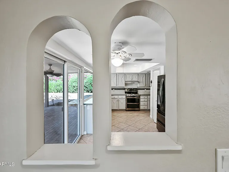 324 W Willow Ave — Photo 12