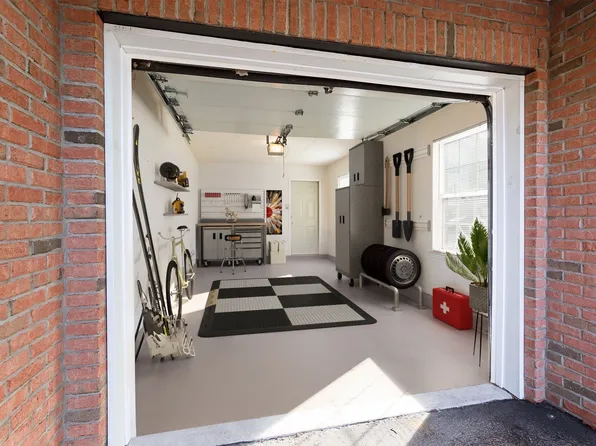 The Mercer at Lawrence Station