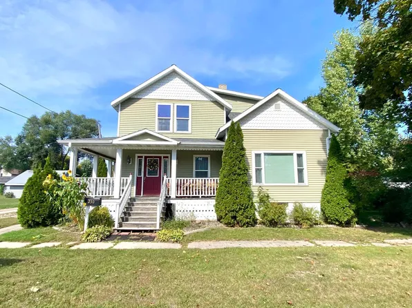 230 Pine St, Peshtigo, WI 54157