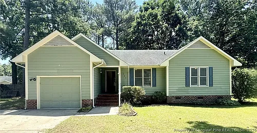 146 Greentree Dr Photo 1