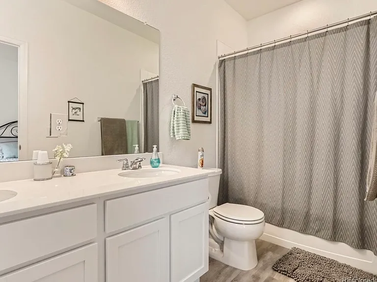 1320 Hoyt St #5 — Photo 12