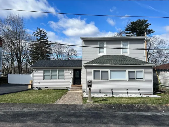 5 Hillcrest Place, Newburgh, NY 12550