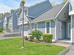 8 Hawley Gln UNIT 8, Stratford, CT 06614