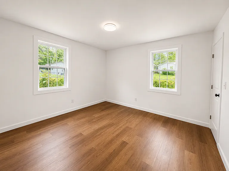 2227 Bernhurst Dr — Photo 8