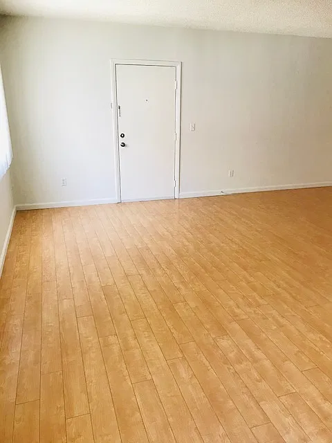 2 bed, 980 sqft, $2,495 — Photo 3