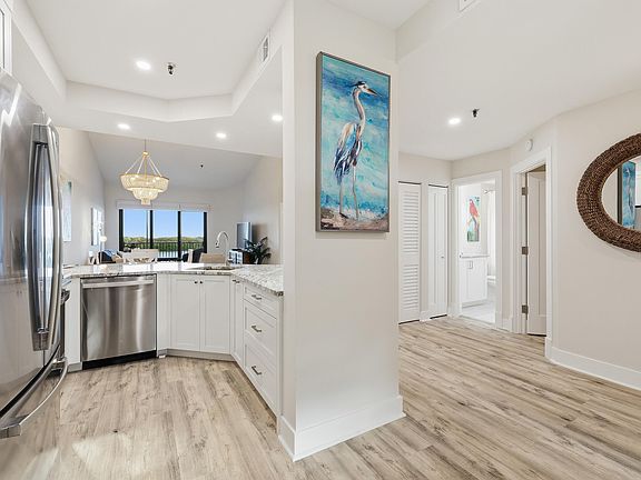 5th image of 200 Waterway Road #307