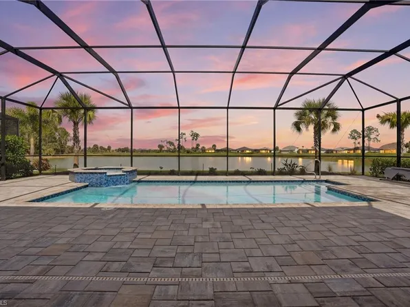 1821 Amador CT, NAPLES, FL 34120