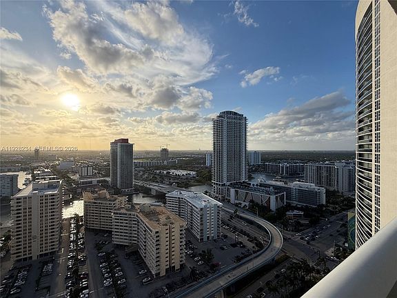 5th image of 1830 S Ocean Dr APT 3006