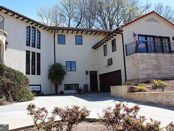 3rd image of 413 Spring House Cv