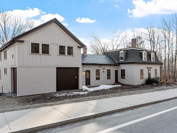 2nd image of 19 Hubbardston Rd