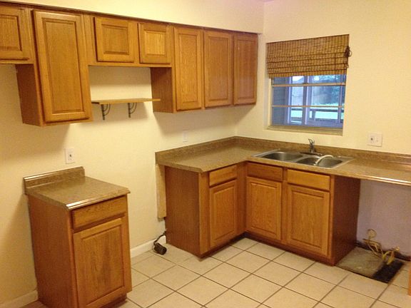Kitchen without the brand new appliances
