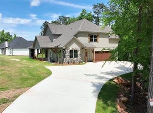1097 Lee Road 315, Smiths Station, AL 36877