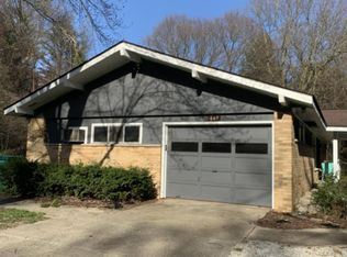 669 E Sylvan Dr, Battle Creek, MI 49017