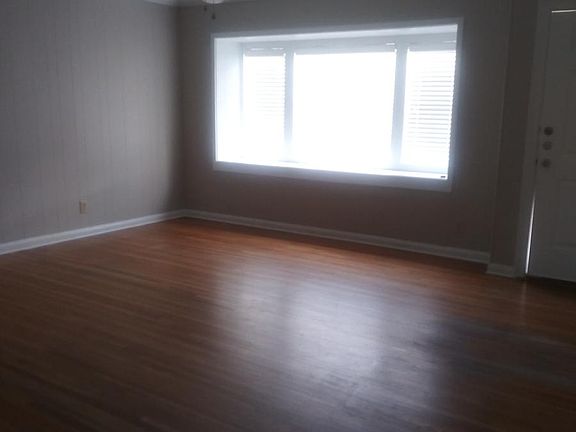 3rd image of 2203 Helena Ave