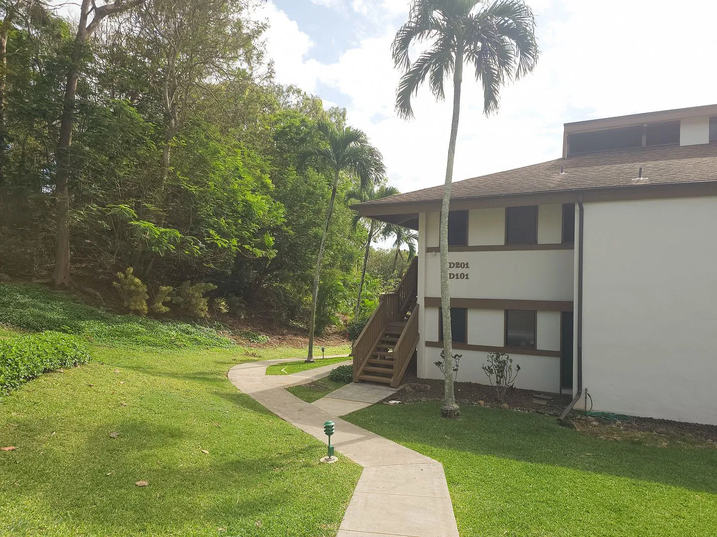 Peaceful Living at Kawaihau Sports Villa — Photo 1
