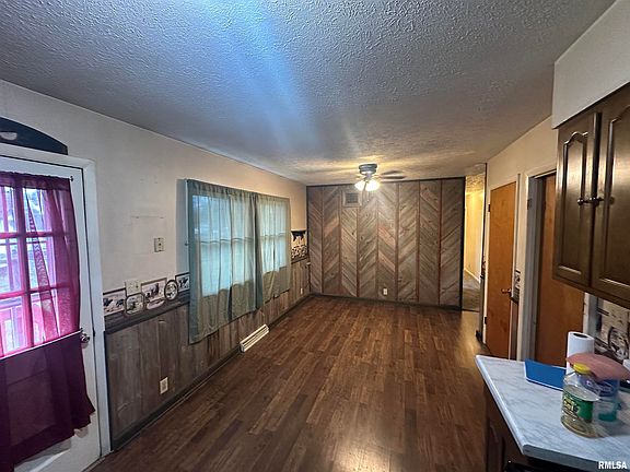 3rd image of 1506 N 4th St