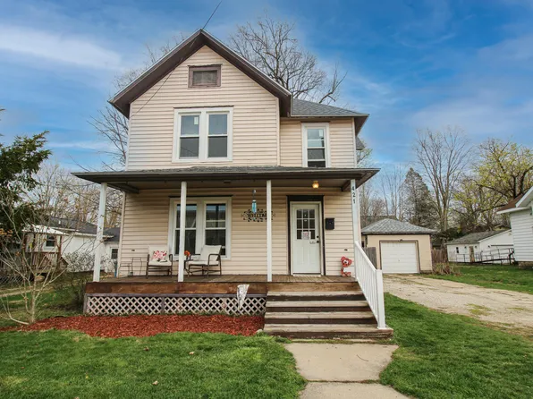 421 East St, Three Rivers, MI 49093