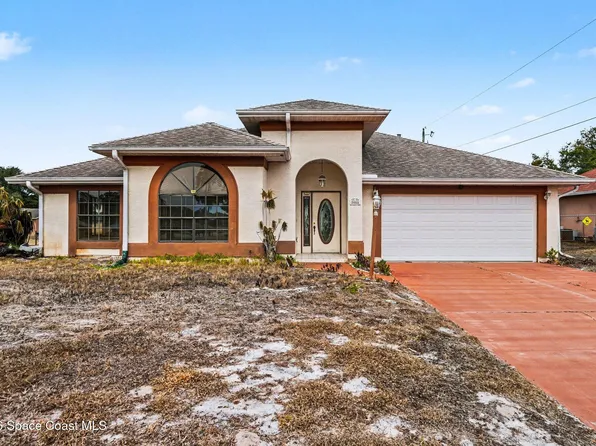 2088 Sun Valley St, Titusville, FL 32780