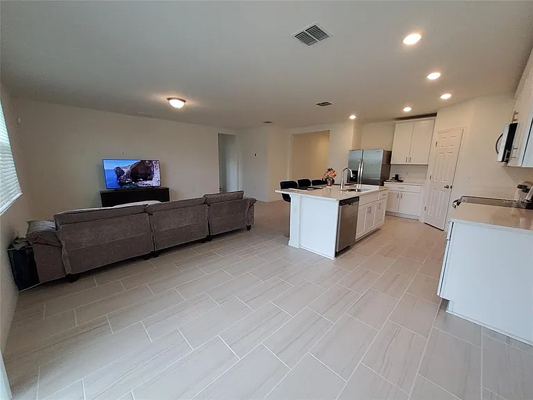 3166 Viceroy Ct — Photo 14