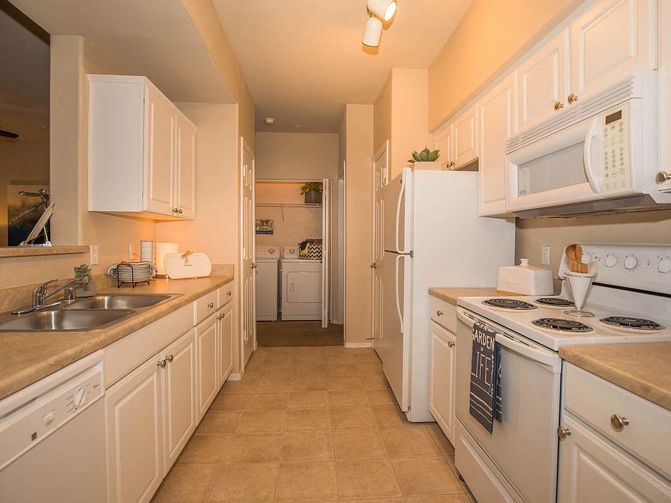 2b2 Model 1141 SQFT 2 Bed 2 Bath