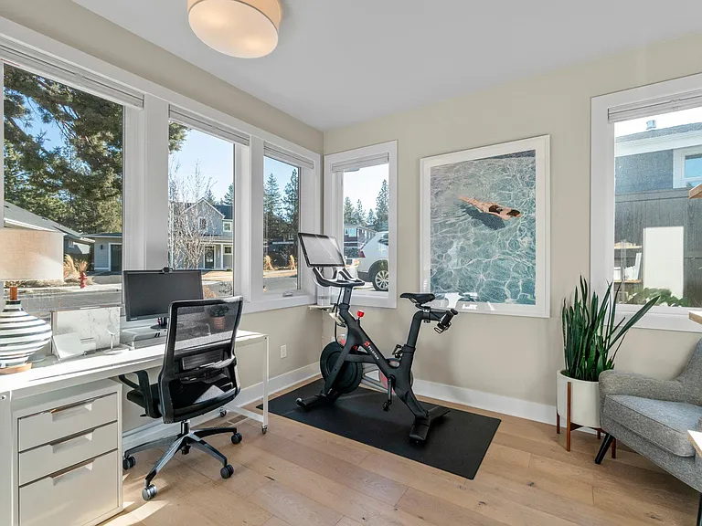 62719 Mehama Dr — Photo 33
