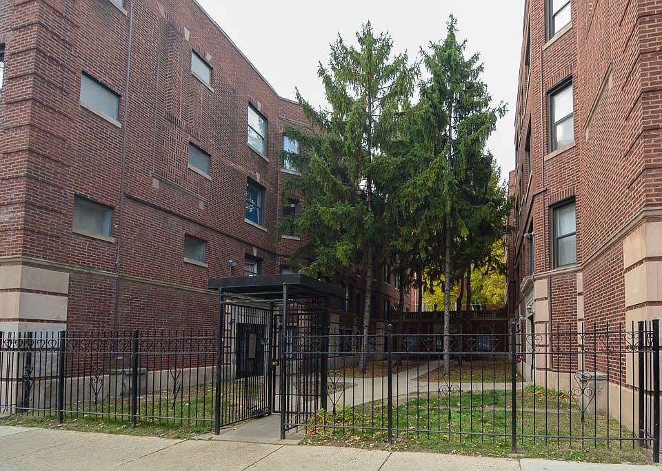 1st image of 7014 N Paulina St #2