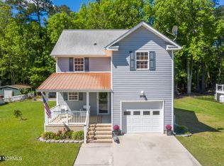 2200 Waccamaw Shores Rd, Lake Waccamaw, NC 28450