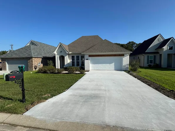 10408 Highland Lakes Dr, Denham Springs, LA 70726