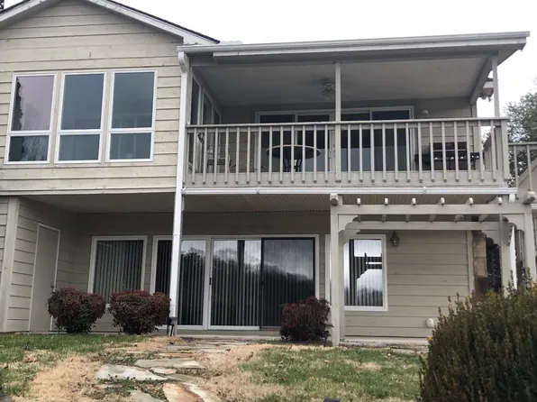 443 Admiral Pt, Hiawassee, GA 30546