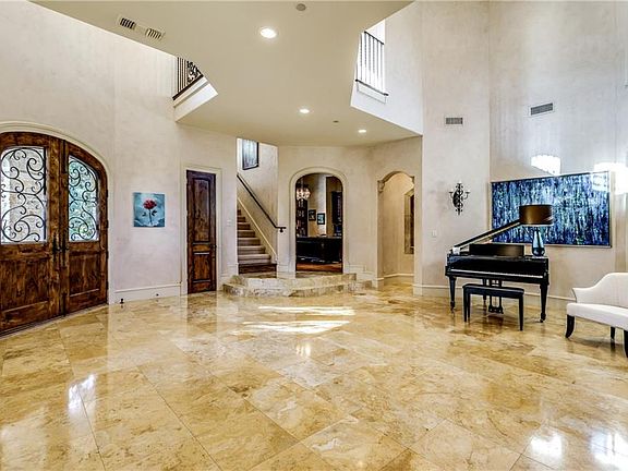 2nd image of 7675 Fernwood Pl