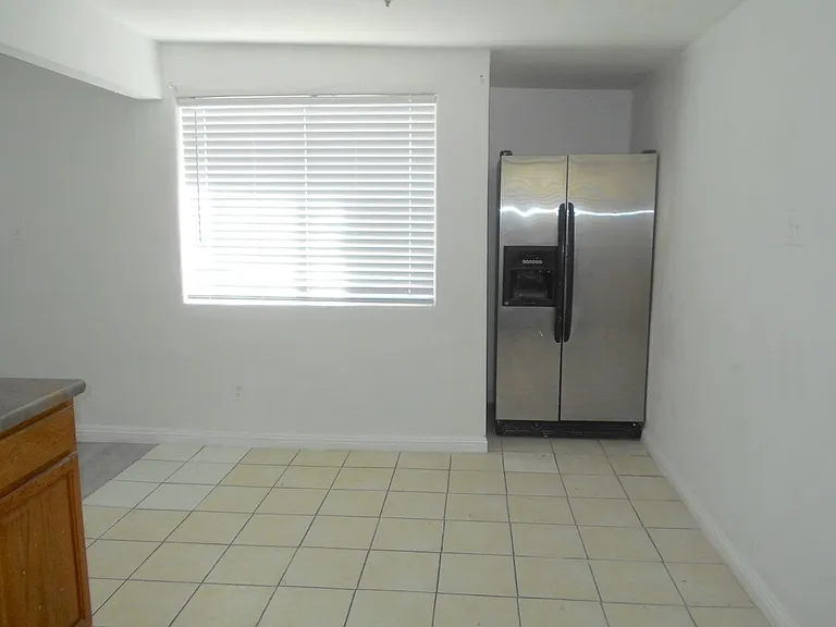 2137 E Saint Louis Ave — Photo 5