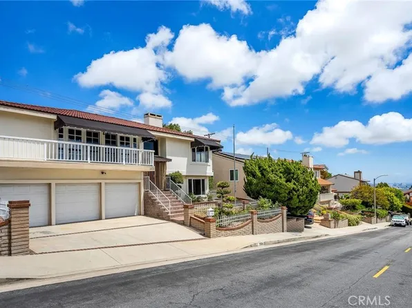1628 Laraine Cir, San Pedro, CA 90732