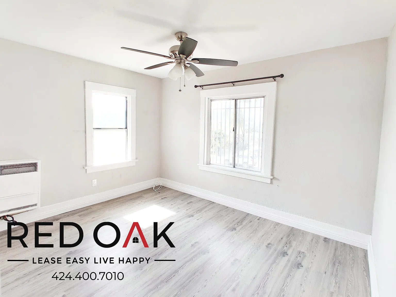 ~2 Weeks Free~ Inviting Studio With Parking Available And Hardwood-Style Floors ~ In South Los An... — Photo 2