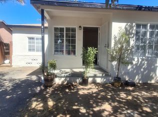 432 E Fairview Rd, Bakersfield, CA 93307