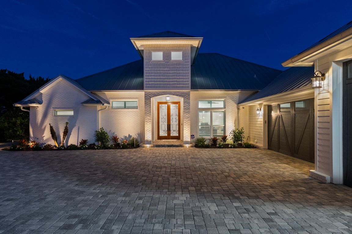 9136 HECKSCHER Drive, Jacksonville, FL 32226 | MLS #2137326 | Zillow