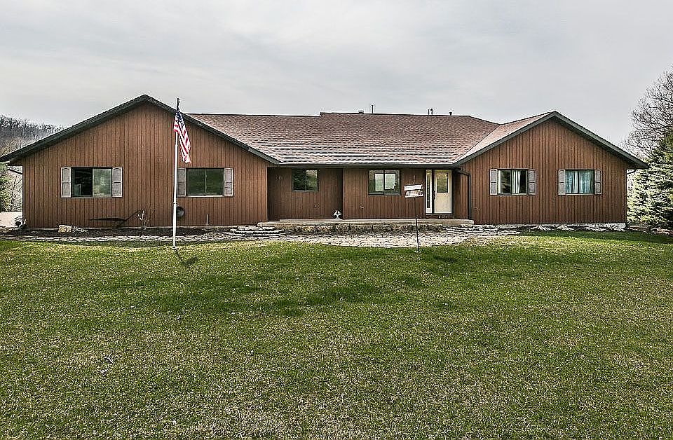 6679 W Stagecoach Trl, Galena, IL 61036 Zillow