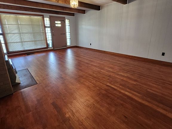 4th image of 3523 Chandler Rd