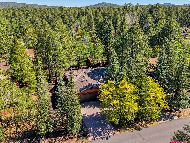 5038 Sweeping Vista Dr — Photo 3