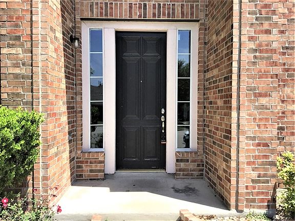 2nd image of 2112 Speidel Dr