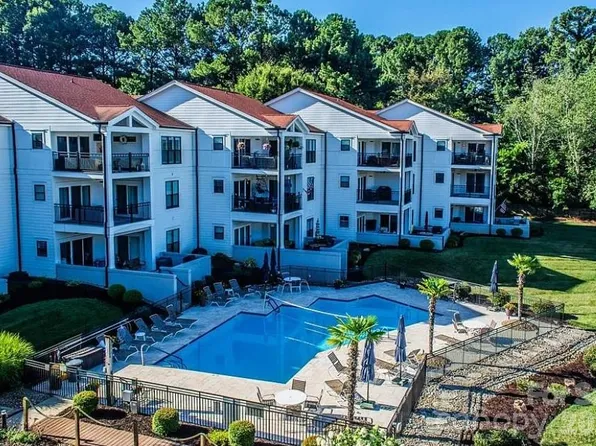 17811 Half Moon Ln APT L, Cornelius, NC 28031