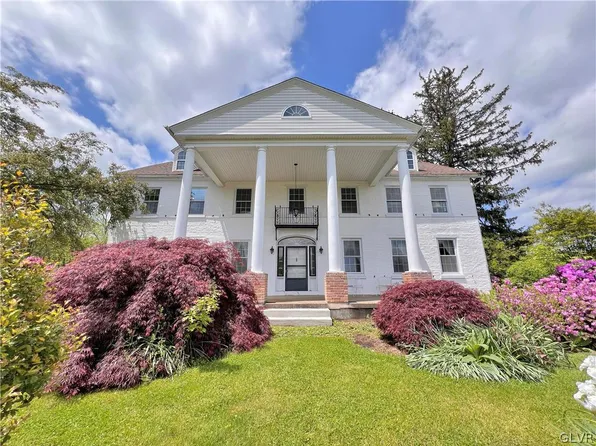 10 Wheeler Ln, Bally, PA 19503
